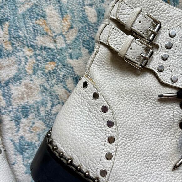 Sam Edelman Jennifer Studded Combat Boots White Silver Leather Women’s Size 7.5 - Picture 8 of 9